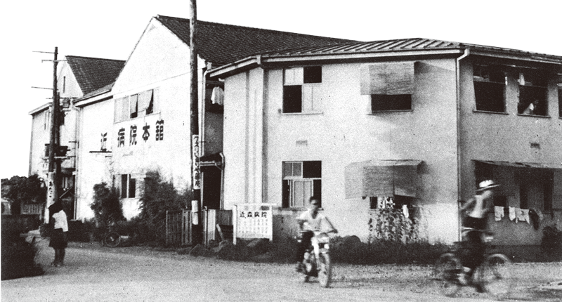 1951年 本館.jpg