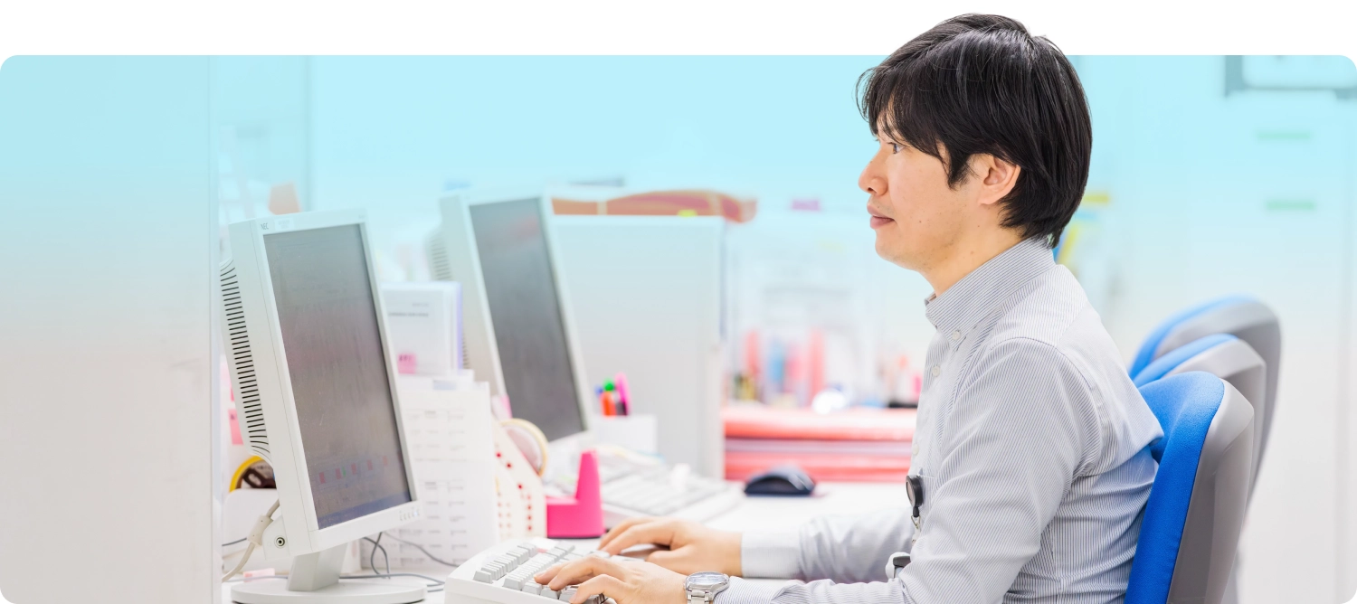 管理部門<small>（総合職）</small>