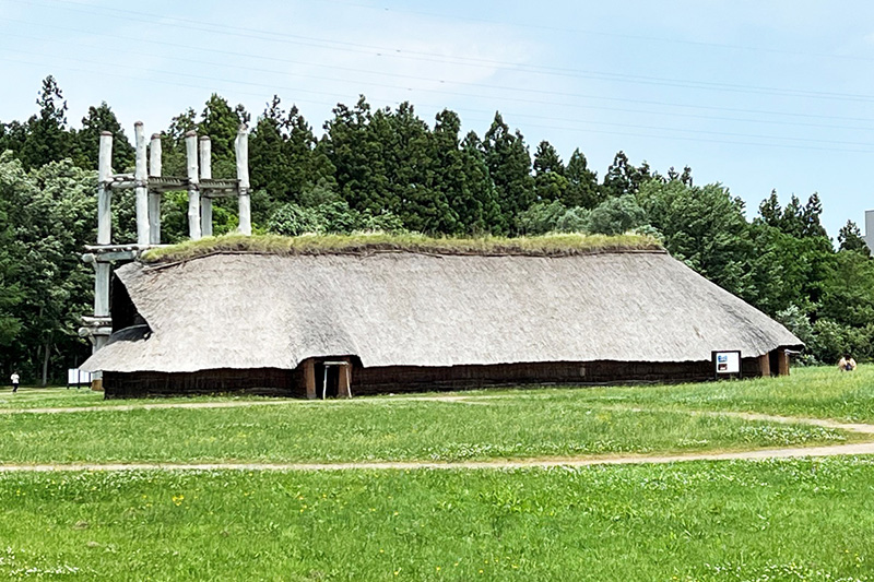 三内丸山遺跡内にある建物